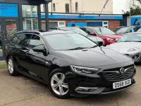 Begagnad Vauxhall Insignia Elite 110 HK (80 kW) 2018 Svart Kombi