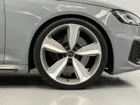 Usado Audi RS4 Sport 450 HP (330 kW) 2019 Cinzento Carrinha
