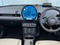 Używany Mini Cooper 118 kW (161 KM) 2025 Szary Hatchback