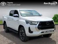 Used Toyota HiLux 201 HP (147 kW) 2023 White Pickup