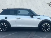 Used Mini Cooper S Exclusive 176 HP (129 kW) 2023 White Hatchback