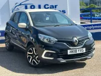 Usado Renault Captur Iconic 90 HP (66 kW) 2018 Preto SUV