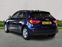 Używany Audi A1 Design 94 KM (69 kW) 2023 Niebieski SUV