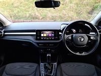 Used Skoda Fabia Colour Edition 110 HP (80 kW) 2022 White Hatchback