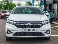 Usado Dacia Sandero Expression 90 CV (66 kW) 2023 Blanco Utilitario