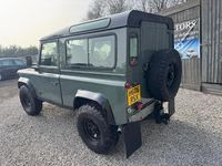 Used Land Rover Defender 111 HP (81 kW) 2003 Green Estate