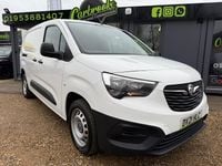 Used Vauxhall Combo 100 HP (73 kW) 2021 White MPV