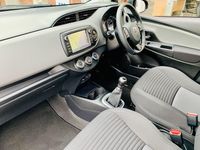 Used Toyota Yaris 107 HP (78 kW) 2019 Black Hatchback