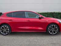 Begagnad Ford Focus ST-Line X 125 HK (91 kW) 2021 Halvkombi