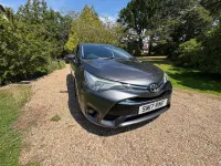 Used Toyota Avensis Business Edition 143 HP (105 kW) 2017 Grey Estate