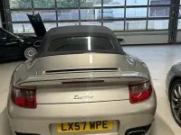 Usado Porsche 911 480 HP (353 kW) 2007 Prateado Cabrios
