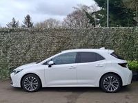 Used Toyota Corolla Design 140 HP (102 kW) 2023 White Hatchback