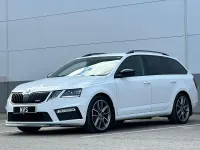 Used Skoda Octavia vRS 184 HP (135 kW) 2017 White Estate