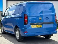New VW T7 Pro 148 HP (108 kW) 2025 Blue Van