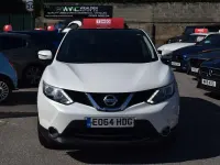 Used Nissan Qashqai Acenta Premium 110 HP (80 kW) 2014 White SUV