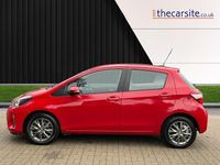 Usado Toyota Yaris 2017 Vermelho Citadino