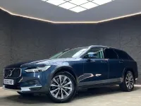 Usado Volvo V90 CC Plus 250 HP (183 kW) 2022 Azul Carrinha
