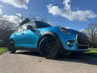 Usado Mini Cooper Hatch 136 HP (100 kW) 2016 Azul Citadino