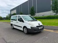 Used Peugeot TePee Comfort 2010 White MPV