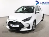 Used Toyota Yaris Hybrid 2023 White Hatchback