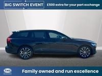 Usado Volvo V60 Momentum 2021 Preto Carrinha