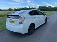 Used Toyota Prius Anniversary 2011 White Hatchback