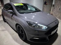 Used Ford Focus ST 250 HP (183 kW) 2017 Grey Hatchback