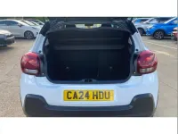 Used Citroën C3 PureTech 108 HP (79 kW) 2024 White Hatchback