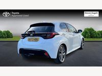 Used Toyota Yaris Hybrid 116 HP (85 kW) 2023 White Hatchback
