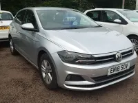 Used VW Polo SE 95 HP (69 kW) 2018 Silver Hatchback