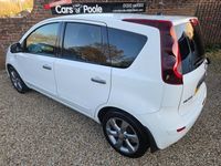 Used Nissan Note N-TEC 88 HP (64 kW) 2011 White Hatchback