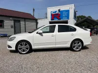 Używany Skoda Octavia vRS 200 KM (147 kW) 2012 Biały Hatchback