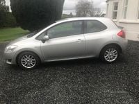 Used Toyota Auris 124 HP (91 kW) 2008 Silver Hatchback