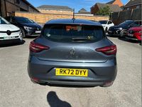 Used Renault Clio V Iconic 90 HP (66 kW) 2022 Grey  Hatchback