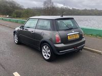 Usado Mini Cooper Hatch 2006 Gris Utilitario