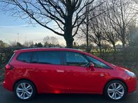 Used Vauxhall Zafira Tourer SRi 140 HP (102 kW) 2015 Red MPV