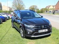 Usado Dacia Jogger Comfort 110 HP (80 kW) 2022 Preto Monovolume