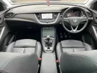 Used Vauxhall Grandland X Elite 130 HP (95 kW) 2019 White SUV