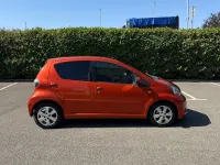 Used Toyota Aygo 68 HP (50 kW) 2013 Orange Hatchback