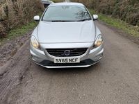 Used Volvo V40 R-Design 115 HP (84 kW) 2015 Silver Hatchback