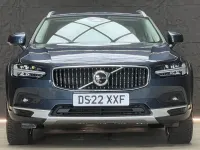 Used Volvo V90 CC Plus 250 HP (183 kW) 2022 Blue Estate