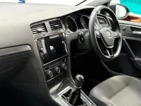 Used VW Golf VII SE 125 HP (91 kW) 2017 Grey Hatchback