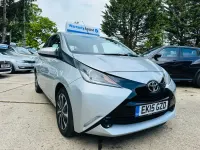 Gebraucht Toyota Aygo X-play 2015 Silber Kleinwagen