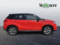 Used Suzuki Vitara SZ-T 120 HP (88 kW) 2018 Multicolour SUV