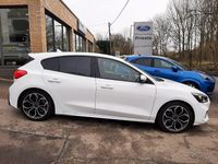 Used Ford Focus ST-Line X 125 HP (91 kW) 2019 Frozen white Hatchback