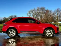 Used Porsche Macan S 354 HP (260 kW) 2021 Red SUV