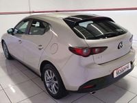 Begagnad Mazda 3 Center-Line 140 HK (102 kW) 2025 Silver Halvkombi