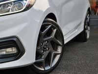 Used Ford Fiesta ST 200 HP (147 kW) 2019 White Hatchback