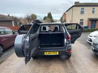 Used Ford Ecosport Zetec 95 HP (69 kW) 2015 White SUV