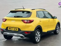 Used Kia Stonic 99 HP (72 kW) 2023 Yellow SUV